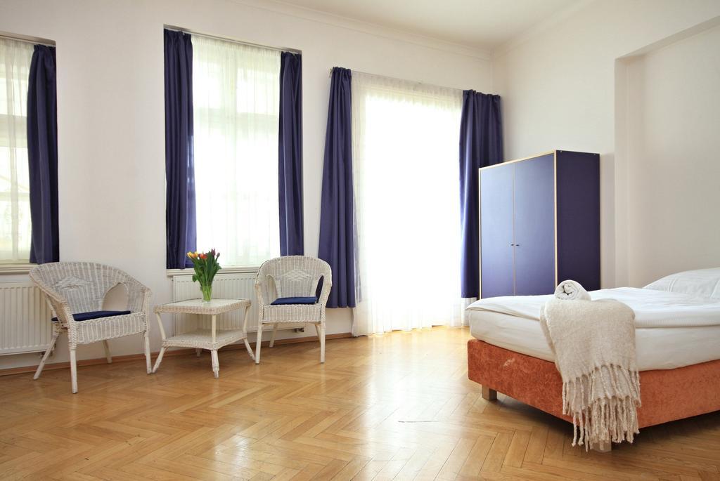 Quadrio Bedroom * Prague