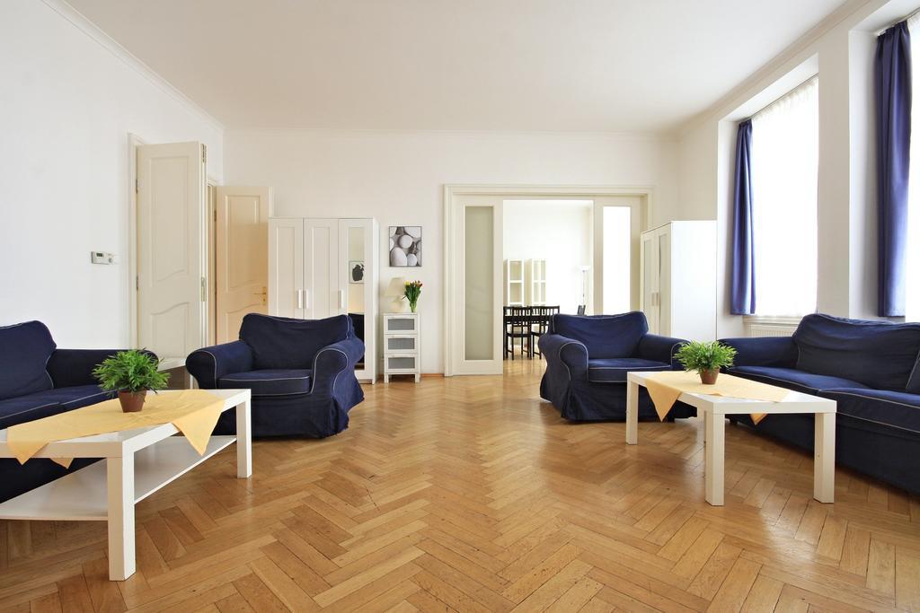 Quadrio Bedroom * Prague