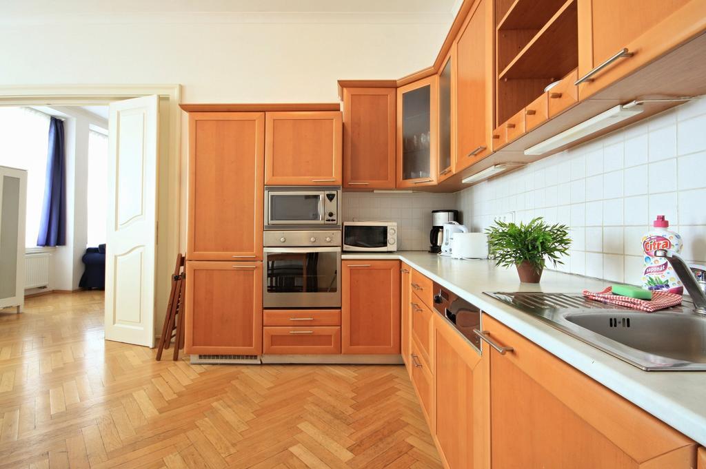 Apartment Quadrio Bedroom Prague