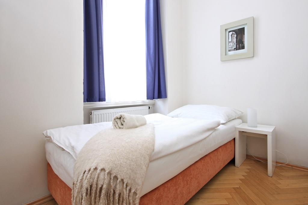 Quadrio Bedroom Apartment