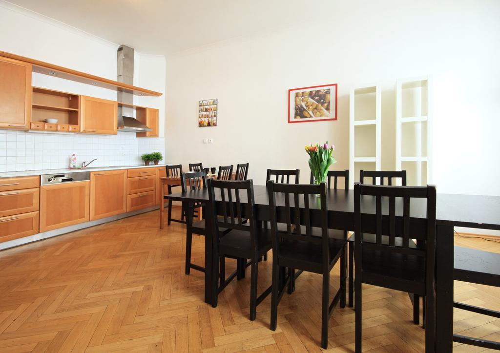 Apartment Quadrio Bedroom Prag